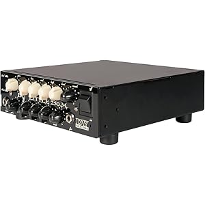 RANDALL RG1503 - メタルリフを刻むのに最適な150W/3ch 仕様